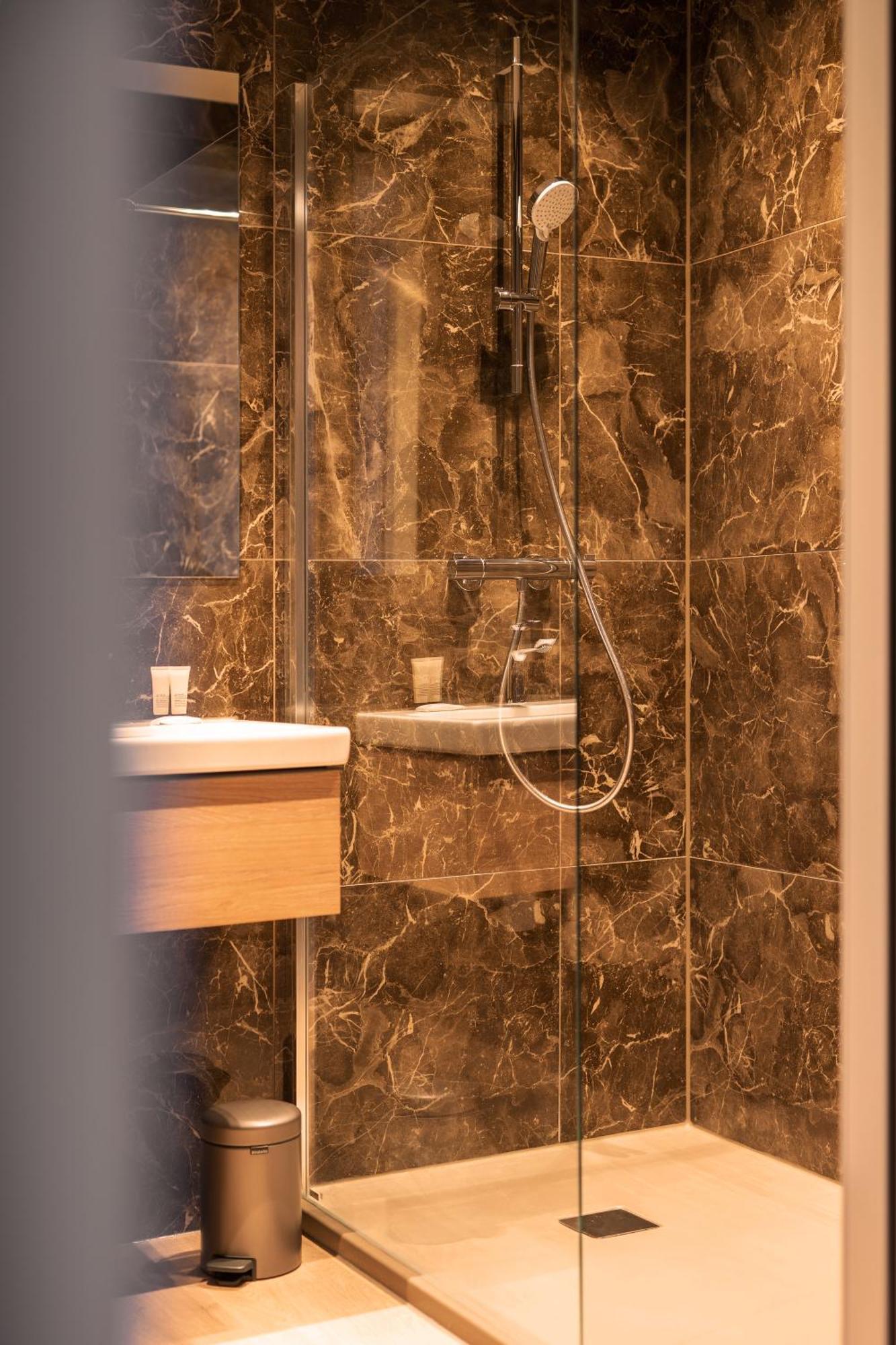 348 Suites Short Stay La Haye Extérieur photo